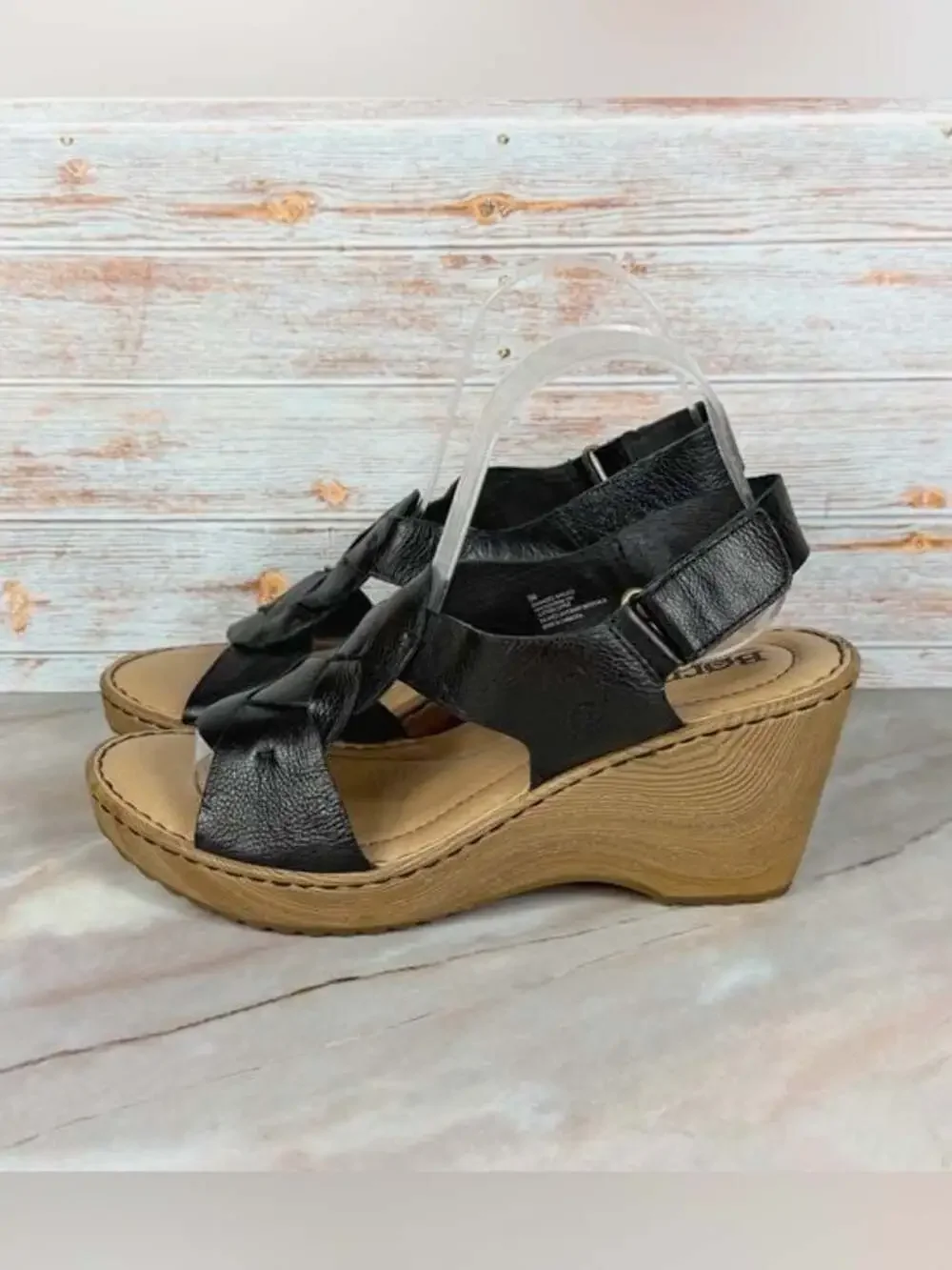 Born comfortable black